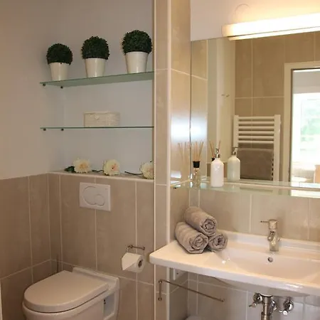 Altes Pfortnerhaus Апартаменты Мелк