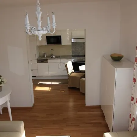 Altes Pfortnerhaus *